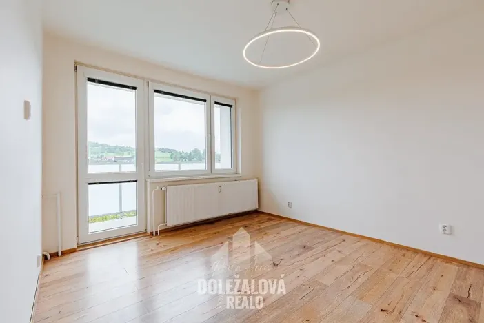 Pronájem bytu 2+kk, Nové Město na Moravě, Budovatelů, 41 m2