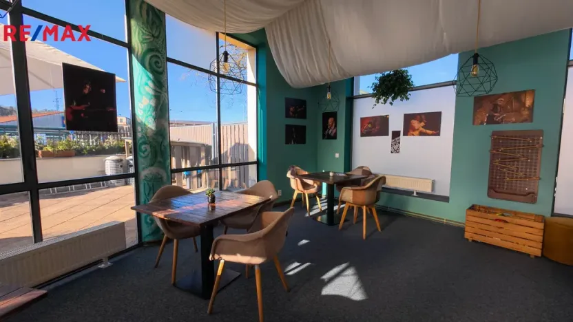 Prodej obchodního prostoru, Týnec nad Sázavou, Ing. Fr. Janečka, 200 m2