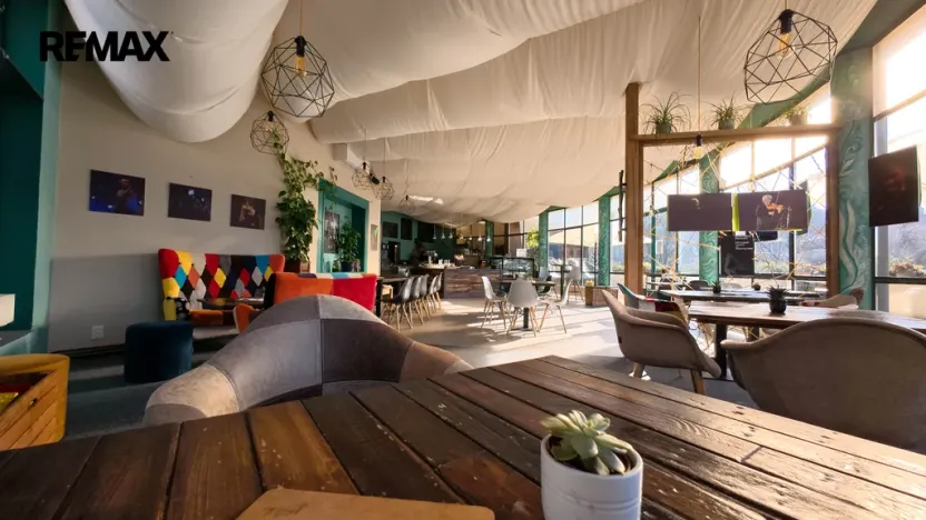 Prodej obchodního prostoru, Týnec nad Sázavou, Ing. Fr. Janečka, 200 m2