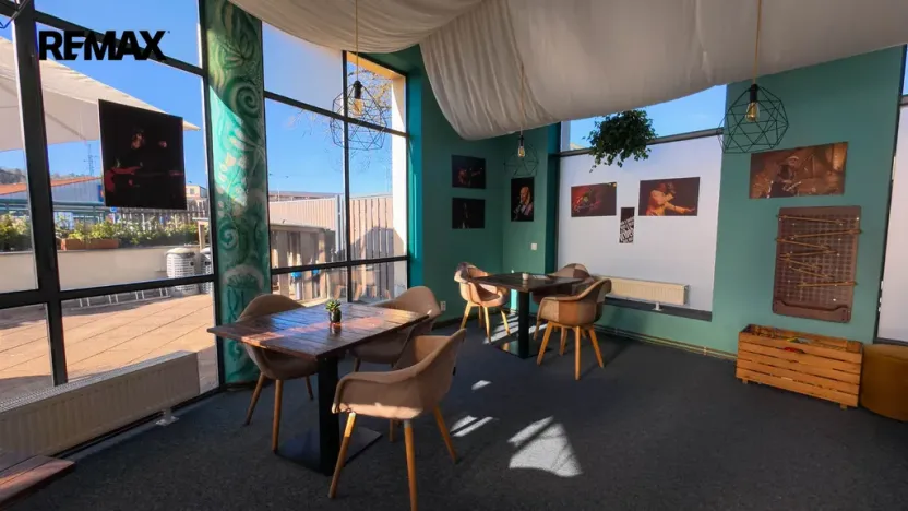 Prodej obchodního prostoru, Týnec nad Sázavou, Ing. Fr. Janečka, 200 m2