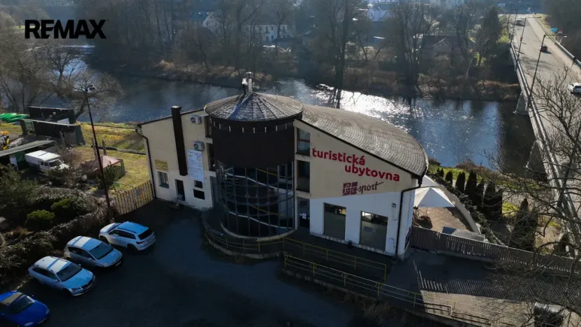 Prodej obchodního prostoru, Týnec nad Sázavou, Ing. Fr. Janečka, 200 m2