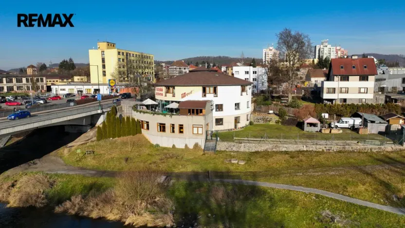 Prodej obchodního prostoru, Týnec nad Sázavou, Ing. Fr. Janečka, 200 m2