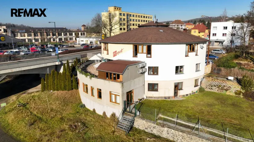 Prodej obchodního prostoru, Týnec nad Sázavou, Ing. Fr. Janečka, 200 m2