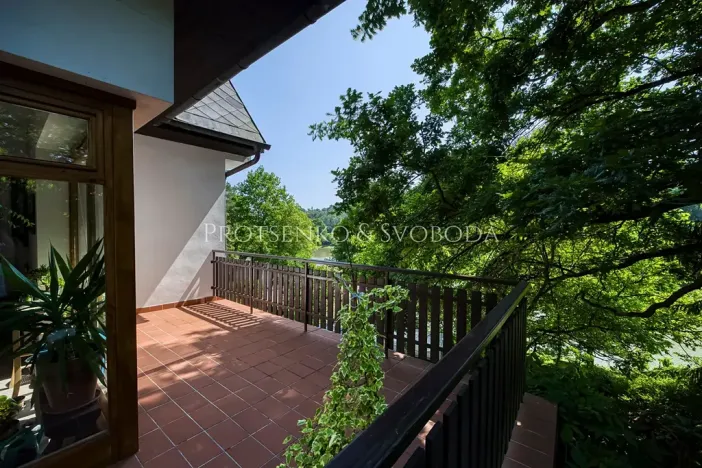 Prodej ubytování, Mnichovice, Nad rybníkem, 312 m2