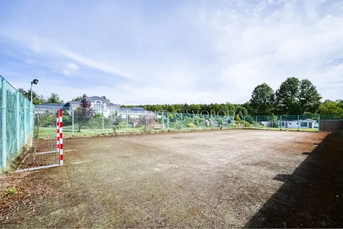 Prodej rodinného domu, Rosovice, 900 m2