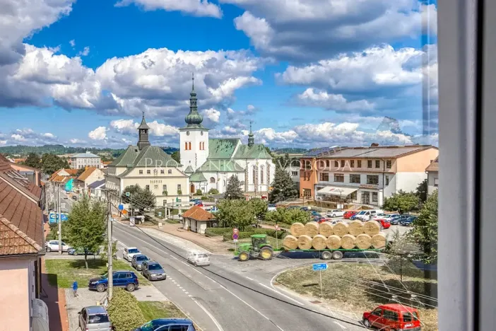 Prodej vily, Křižanov, Benešovo náměstí, 530 m2