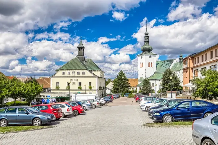 Prodej kanceláře, Křižanov, Benešovo náměstí, 530 m2