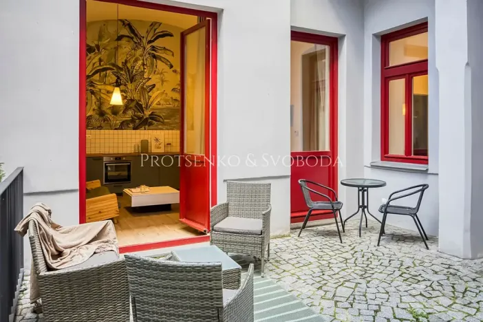 Prodej bytu 2+kk, Praha - Karlín, Prvního pluku, 73 m2