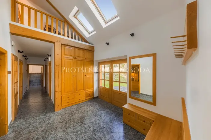 Prodej rodinného domu, Oudoleň, 243 m2