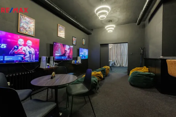 Pronájem restaurace, Karlovy Vary - Rybáře, Sokolovská, 156 m2