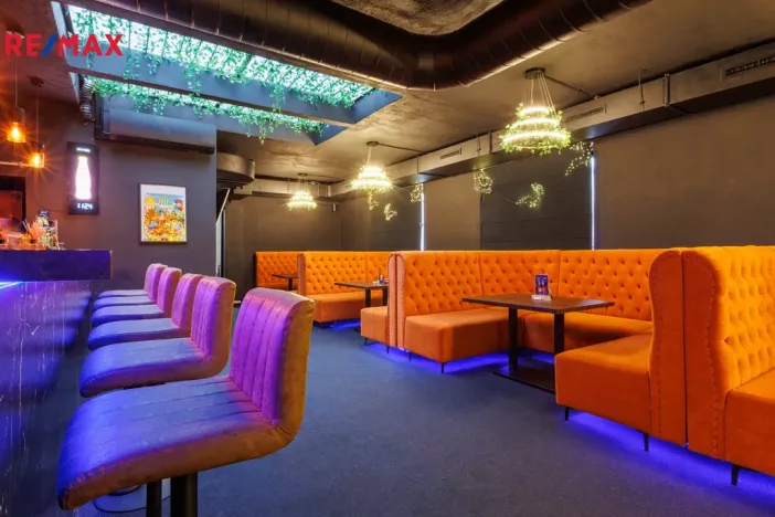 Pronájem restaurace, Karlovy Vary - Rybáře, Sokolovská, 156 m2