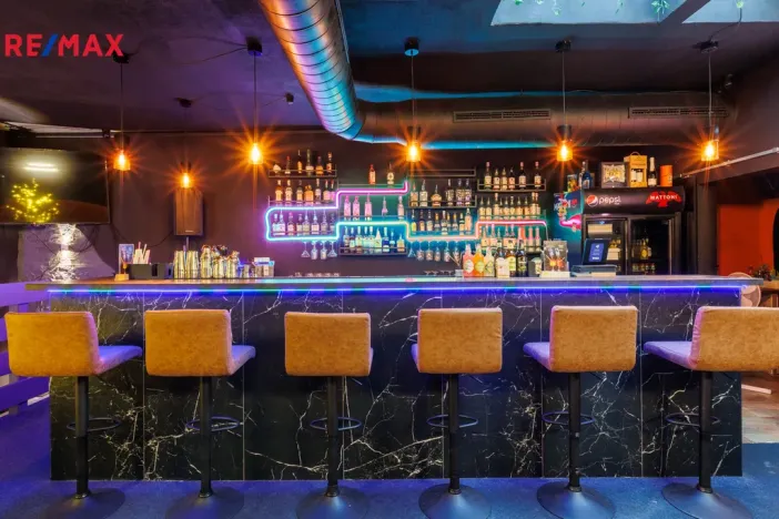 Pronájem restaurace, Karlovy Vary - Rybáře, Sokolovská, 156 m2