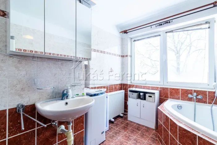 Prodej bytu 3+1, Milovice - Mladá, Spojovací, 67 m2