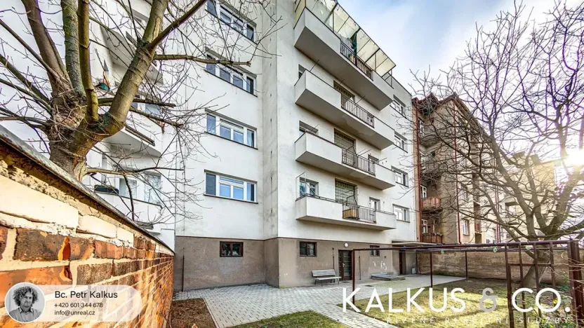 Pronájem bytu 3+kk, Hradec Králové, Smetanovo nábřeží, 75 m2