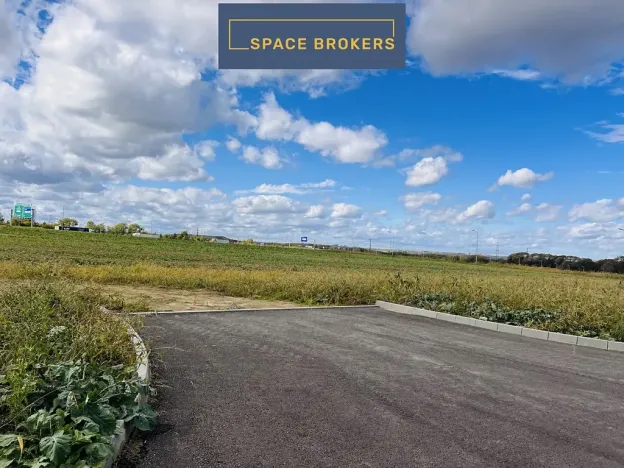 Prodej komerčního pozemku, Vestec, Hodkovická, 20035 m2