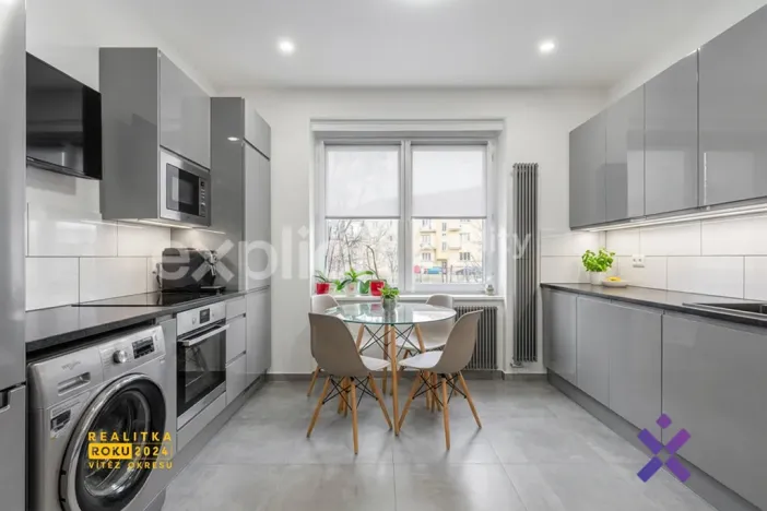 Prodej bytu 1+1, Uherské Hradiště, Dukelských hrdinů, 45 m2