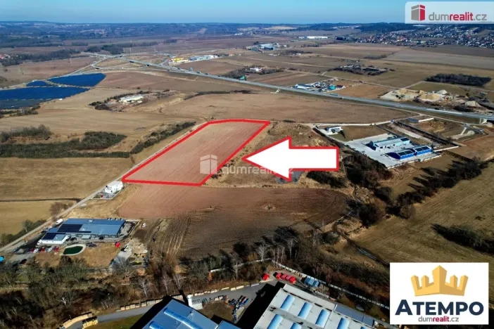 Prodej komerčního pozemku, Úsilné, 7491 m2