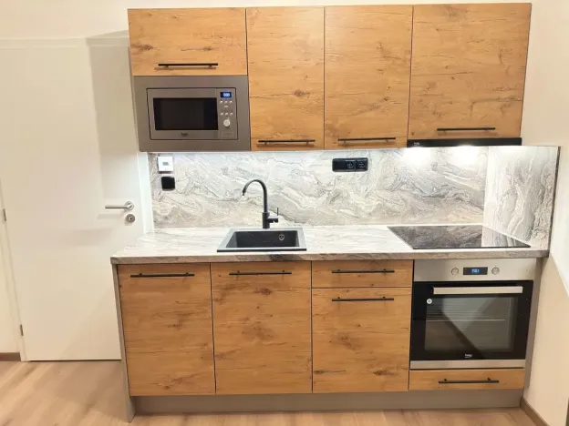 Pronájem bytu 1+kk, Praha - Záběhlice, Choceradská, 39 m2