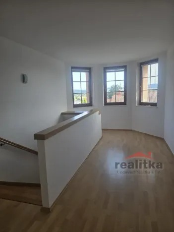 Pronájem bytu 3+kk, Opava, Slovenská, 120 m2