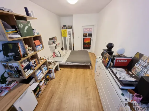 Pronájem bytu 2+kk, Praha - Střížkov, Makedonská, 53 m2