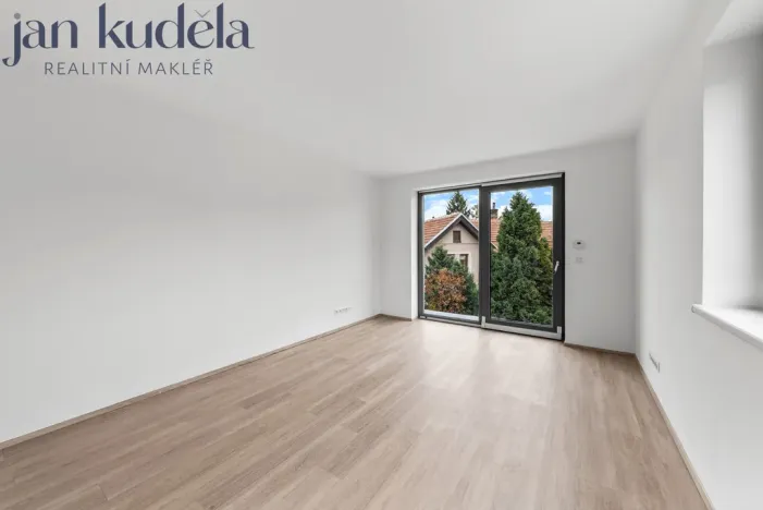 Pronájem bytu 1+kk, Brno, Líšeňská, 29 m2