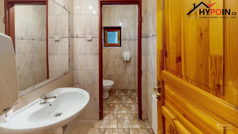 Prodej restaurace, Kvasiny, 550 m2