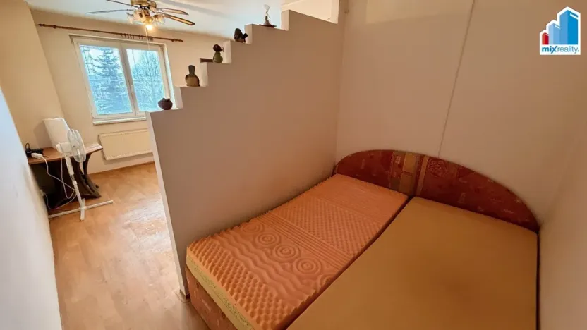 Pronájem bytu 1+kk, Nýřany, Na Sklárně, 38 m2