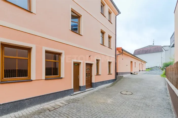 Pronájem bytu 2+kk, Blovice, Americká, 44 m2