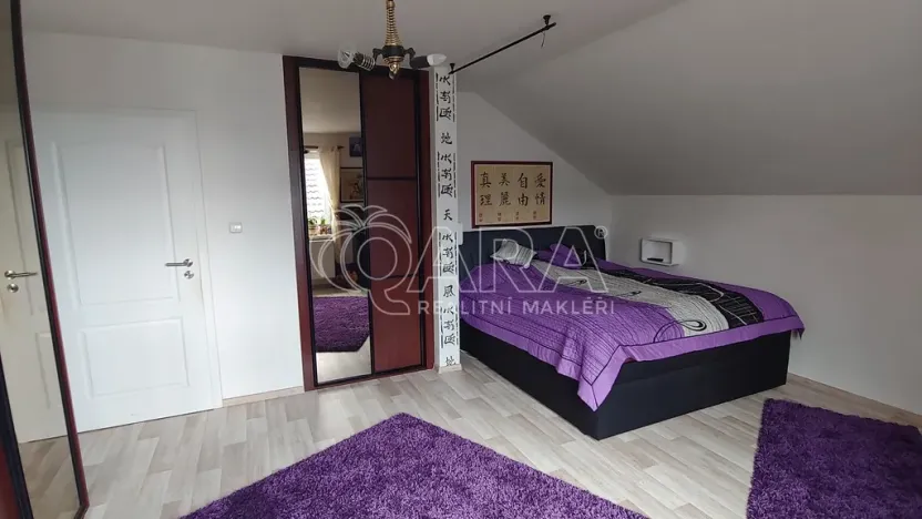 Prodej vícegeneračního domu, Srubec, 334 m2