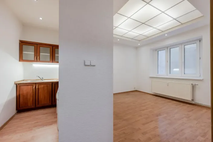 Pronájem bytu 2+kk, Praha - Smíchov, Jindřicha Plachty, 42 m2