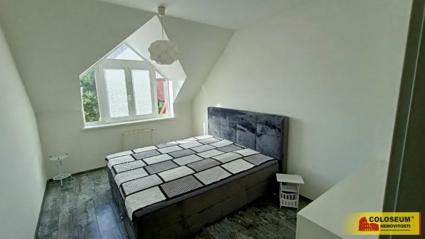 Pronájem bytu 2+1, Pozořice, 54 m2