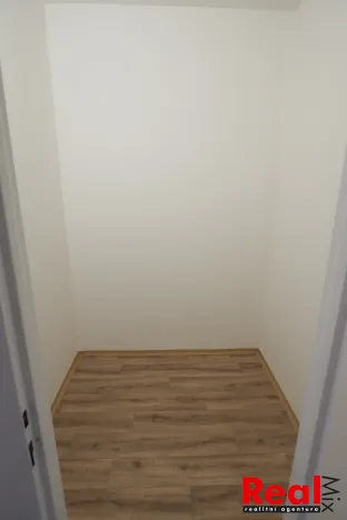 Pronájem bytu 2+1, Brno, Heyrovského, 56 m2