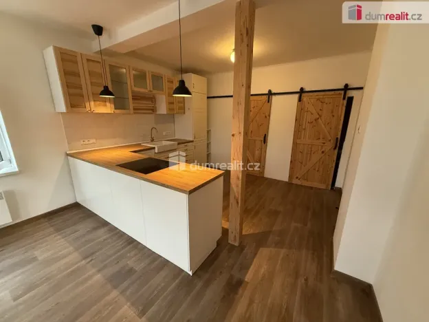 Pronájem bytu 2+kk, Jílové, Mírové nám., 52 m2