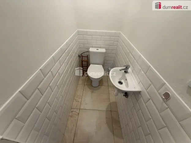 Pronájem bytu 2+kk, Jílové, Mírové nám., 52 m2