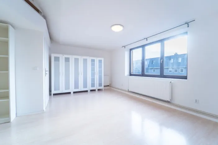 Pronájem bytu 2+kk, Hostivice, Čsl. armády, 46 m2