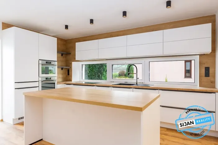 Pronájem bytu 3+kk, Ostrava, U Lesa, 98 m2