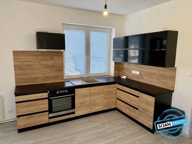 Pronájem bytu 4+kk, Opava, Kolofíkovo nábřeží, 85 m2