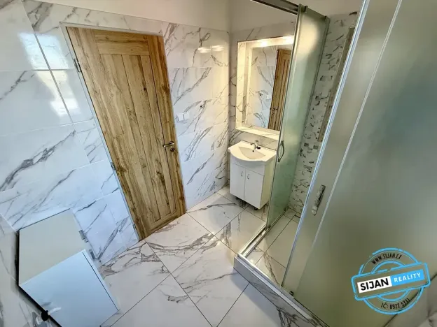 Pronájem bytu 4+kk, Opava, Kolofíkovo nábřeží, 85 m2