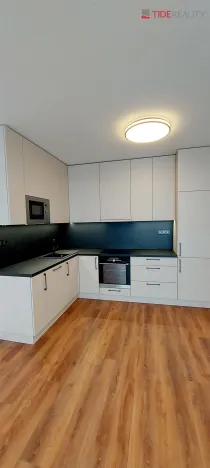 Pronájem bytu 2+kk, Praha, Stočesova, 54 m2