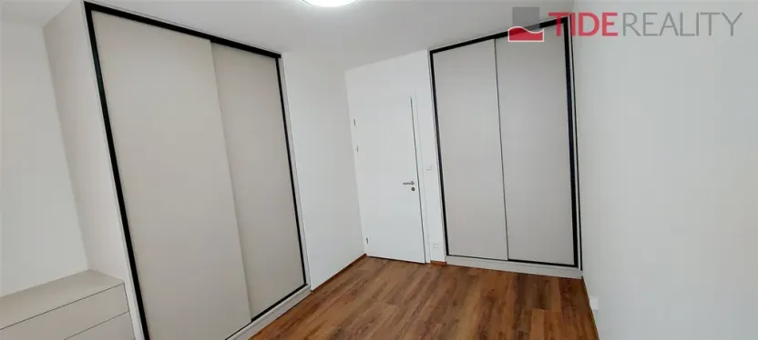 Pronájem bytu 2+kk, Praha, Stočesova, 54 m2