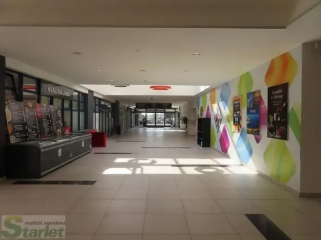 Pronájem obchodního prostoru, Praha - Stodůlky, Prusíkova, 102 m2