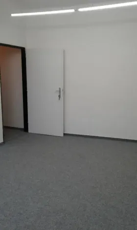 Pronájem kanceláře, Praha - Žižkov, Domažlická, 21 m2