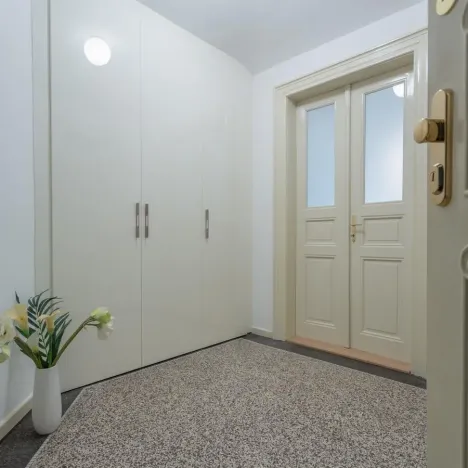 Pronájem kanceláře, Praha - Staré Město, Martinská, 76 m2