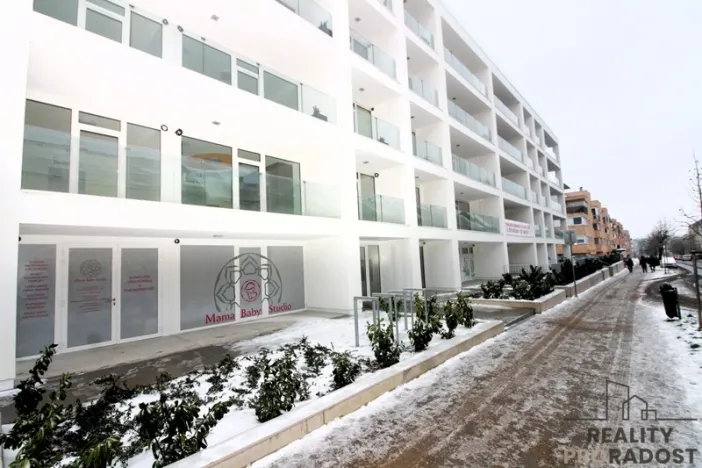 Pronájem bytu 1+kk, Znojmo, Jarošova, 42 m2