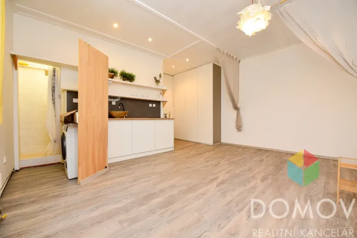 Pronájem bytu 1+kk, Beroun - Beroun-Město, Vorlova, 37 m2