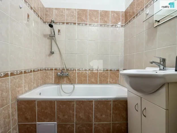 Prodej bytu 2+1, Zlín - Malenovice, třída Svobody, 52 m2