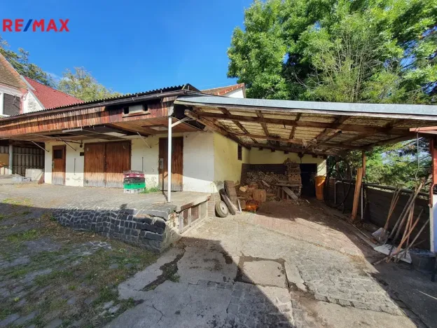 Prodej rodinného domu, Skočice, 289 m2