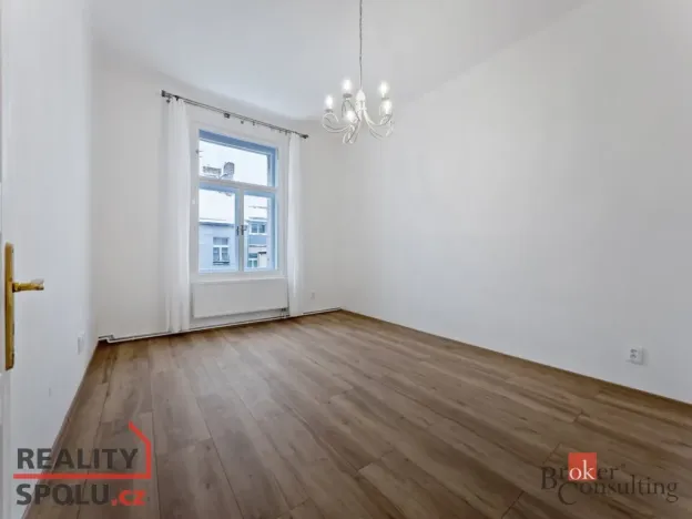 Pronájem bytu 3+1, Praha - Karlín, Sokolovská, 72 m2