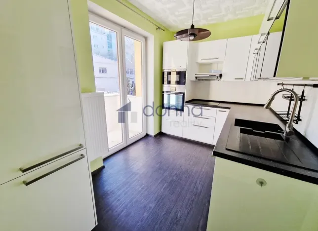 Pronájem bytu 2+1, Praha, Podolská, 58 m2