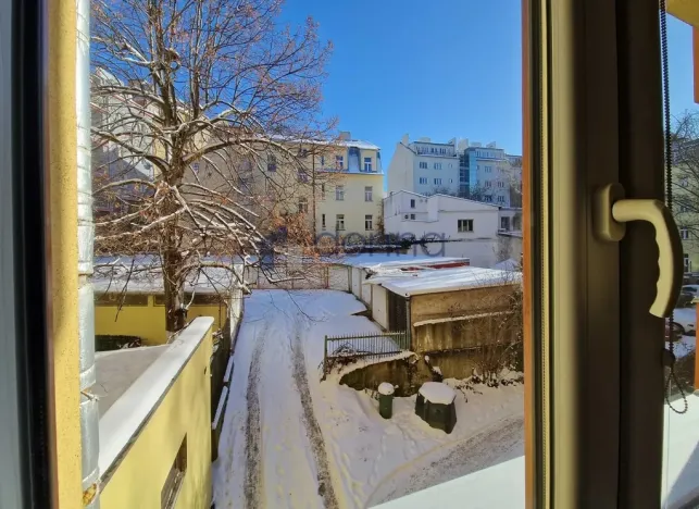 Pronájem bytu 2+1, Praha, Podolská, 58 m2